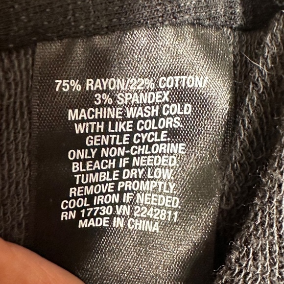 Mossimo Women’s Black Jacket Cardigan Size M Draped Front Long Sleeve Pockets - Picture 6 of 7